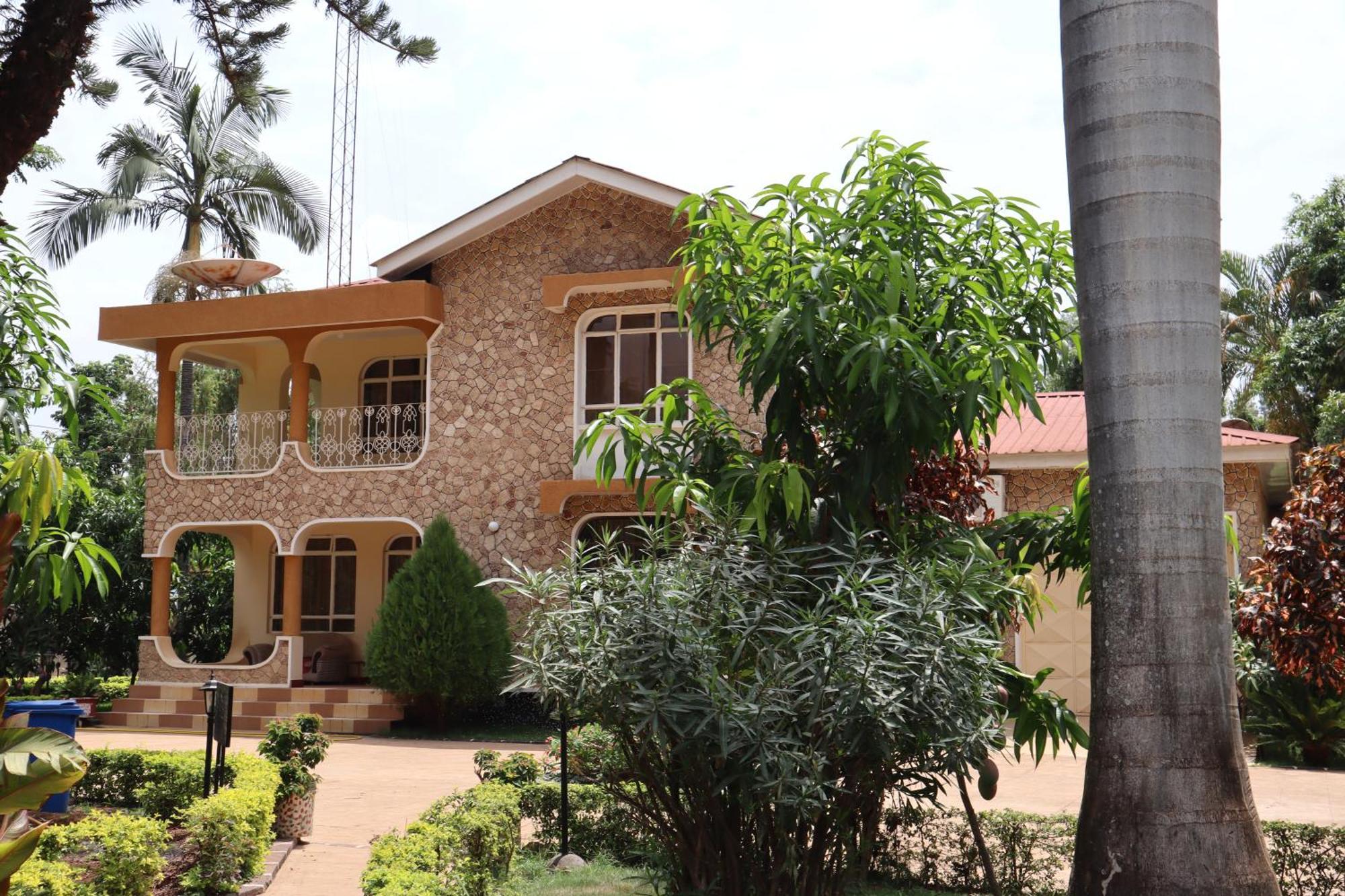 Mama Thea Homes Moshi Bagian luar foto