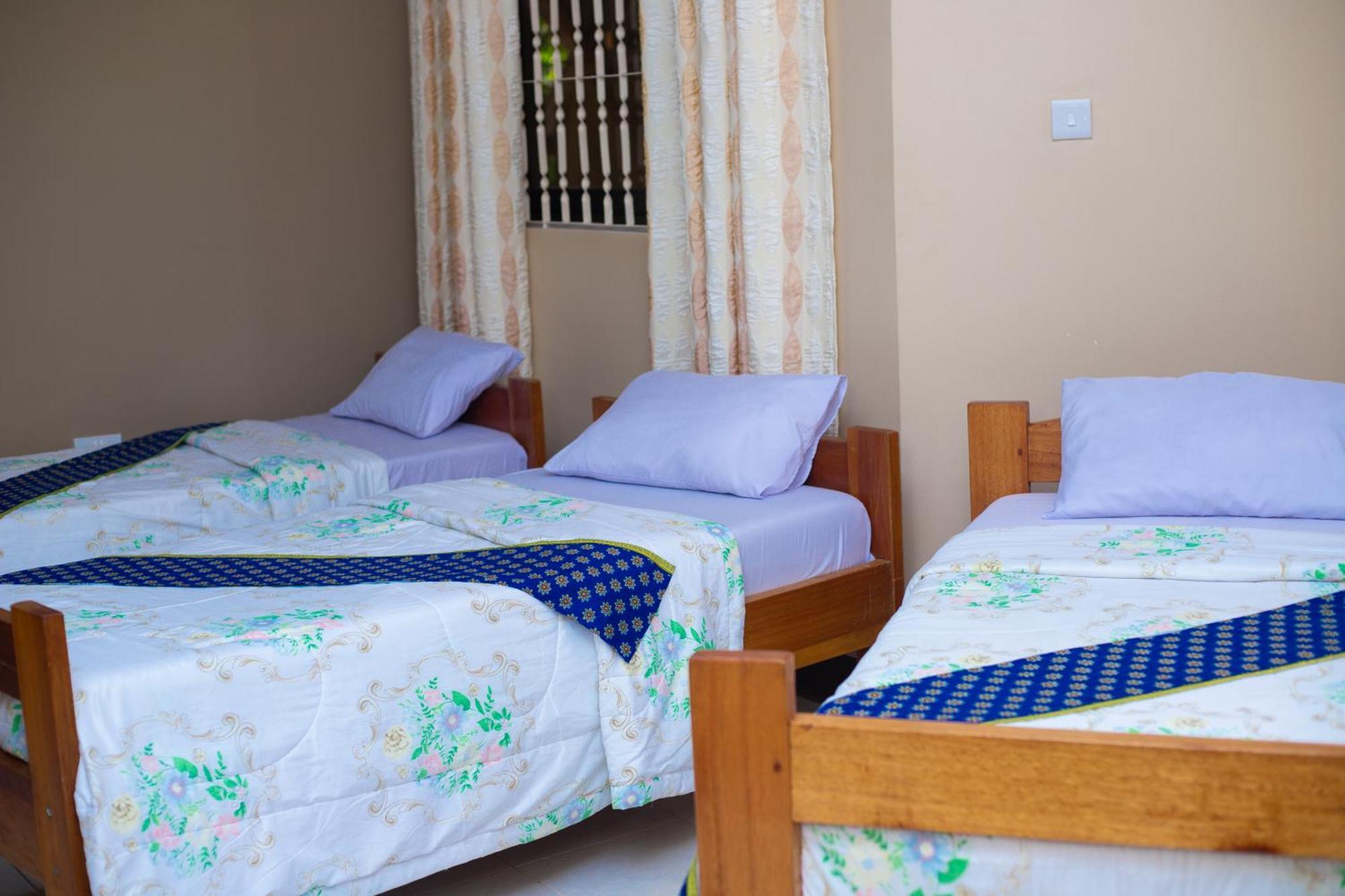 Mama Thea Homes Moshi Bagian luar foto