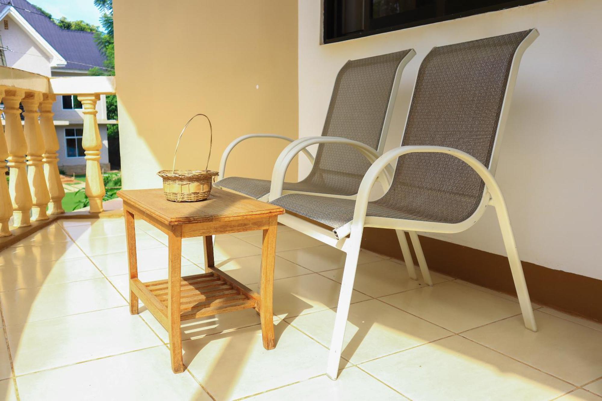 Mama Thea Homes Moshi Bagian luar foto