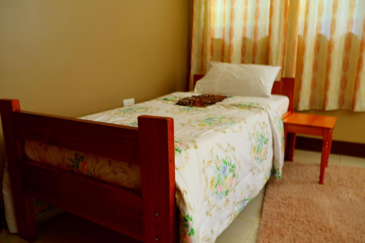 Mama Thea Homes Moshi Bagian luar foto