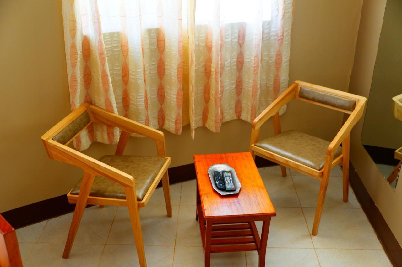 Mama Thea Homes Moshi Bagian luar foto