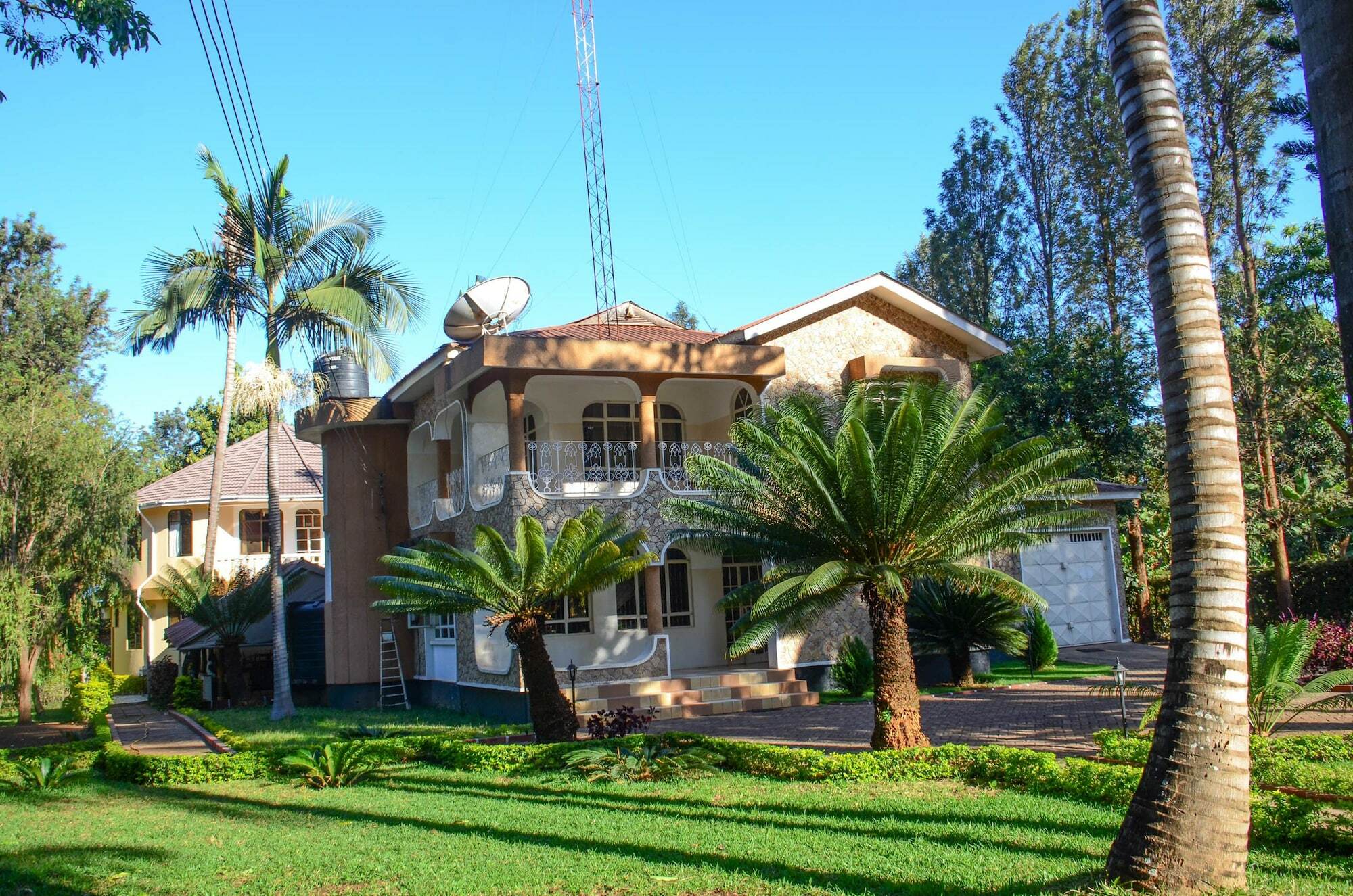 Mama Thea Homes Moshi Bagian luar foto